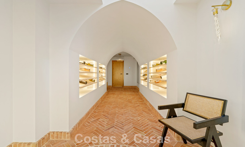 Villa de luxe majestueuse à vendre dans un quartier résidentiel recherché au cœur de Nueva Andalucia, Marbella 790411