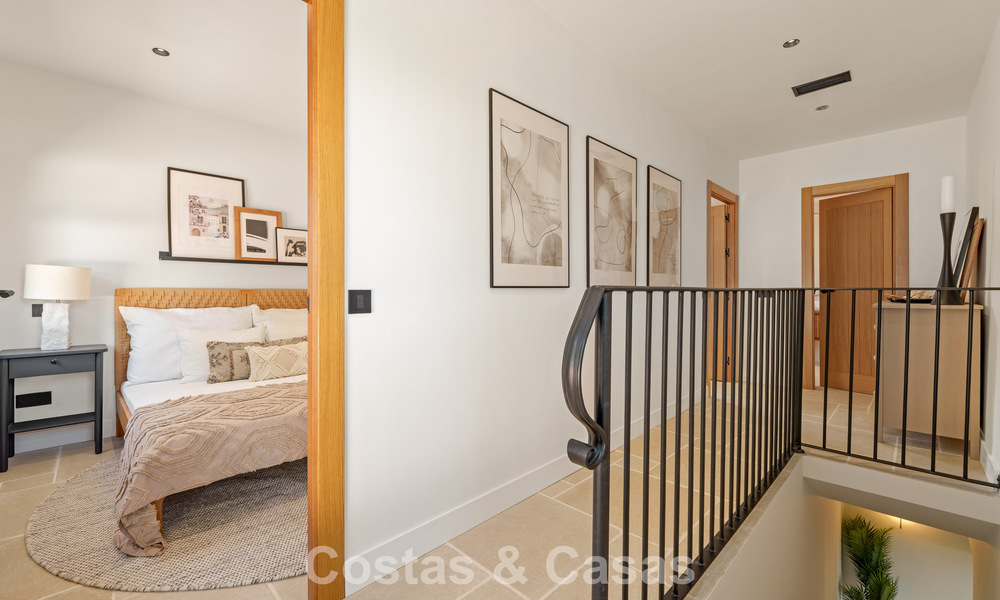 Villa de luxe majestueuse à vendre dans un quartier résidentiel recherché au cœur de Nueva Andalucia, Marbella 790418