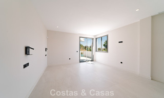 Villa neuve, prête à emménager, à l'architecture contemporaine, à vendre à quelques pas de la plage d'Estepona 786257 
