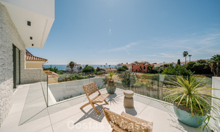 Villa neuve, prête à emménager, à l'architecture contemporaine, à vendre à quelques pas de la plage d'Estepona 786272 