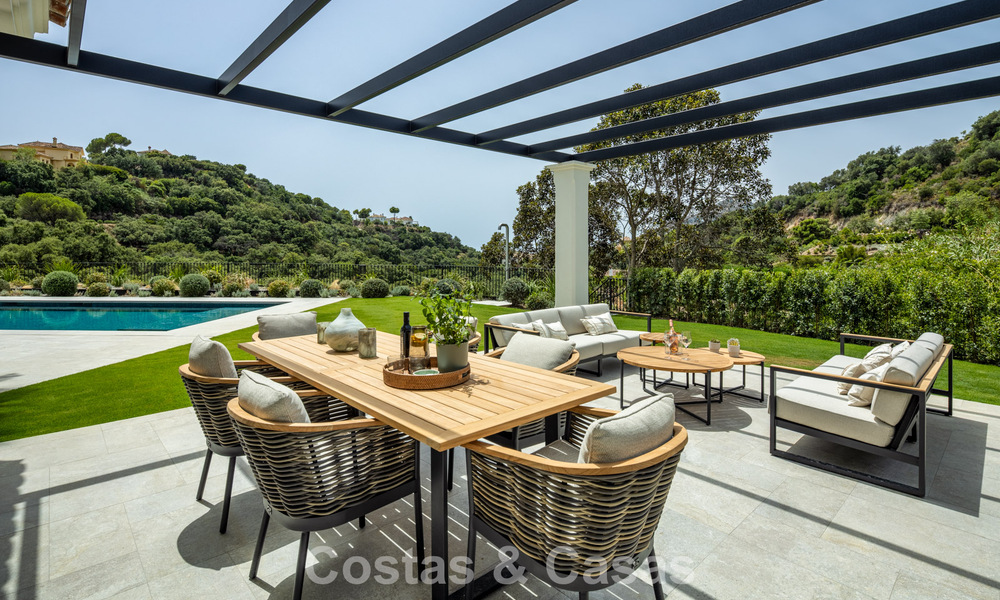 Sublime villa de charme à vendre, entourée d'un écrin de verdure dans le prestigieux complexe hôtelier La Zagaleta à Marbella – Benahavis 786170