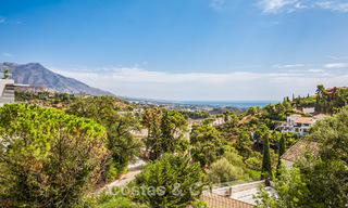 Spacieuse villa avec vue sur la mer et logement d'invités indépendant à vendre à El Madroñal en Benahavis - Marbella 786417 