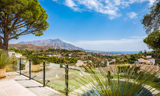 Spacieuse villa avec vue sur la mer et logement d'invités indépendant à vendre à El Madroñal en Benahavis - Marbella 786421 