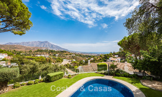 Spacieuse villa avec vue sur la mer et logement d'invités indépendant à vendre à El Madroñal en Benahavis - Marbella 786422 