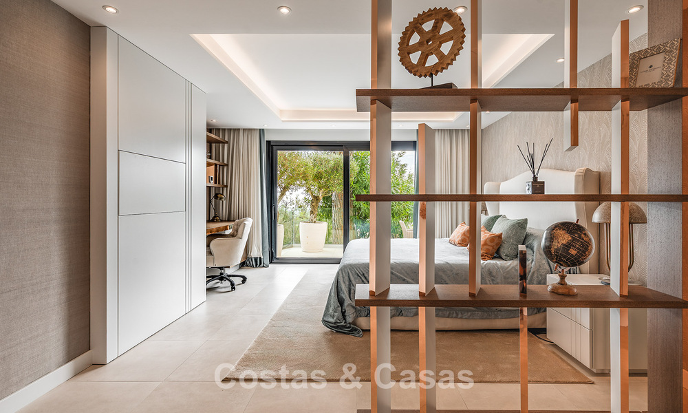 Spacieuse villa avec vue sur la mer et logement d'invités indépendant à vendre à El Madroñal en Benahavis - Marbella 786437