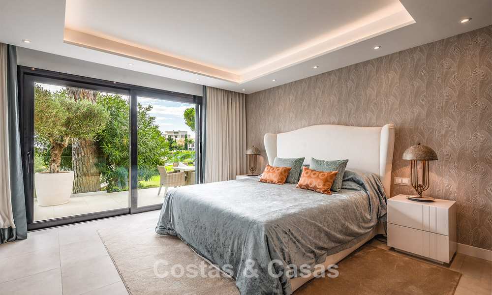 Spacieuse villa avec vue sur la mer et logement d'invités indépendant à vendre à El Madroñal en Benahavis - Marbella 786438