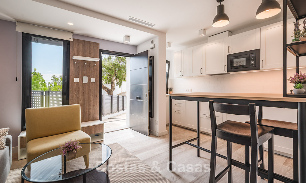 Spacieuse villa avec vue sur la mer et logement d'invités indépendant à vendre à El Madroñal en Benahavis - Marbella 786447