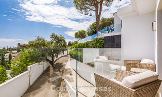 Spacieuse villa avec vue sur la mer et logement d'invités indépendant à vendre à El Madroñal en Benahavis - Marbella 786454 