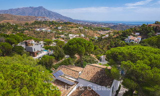 Spacieuse villa avec vue sur la mer et logement d'invités indépendant à vendre à El Madroñal en Benahavis - Marbella 786468 