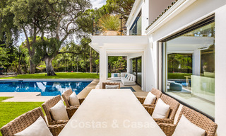 Spacieuse villa avec vue sur la mer et logement d'invités indépendant à vendre à El Madroñal en Benahavis - Marbella 786475 