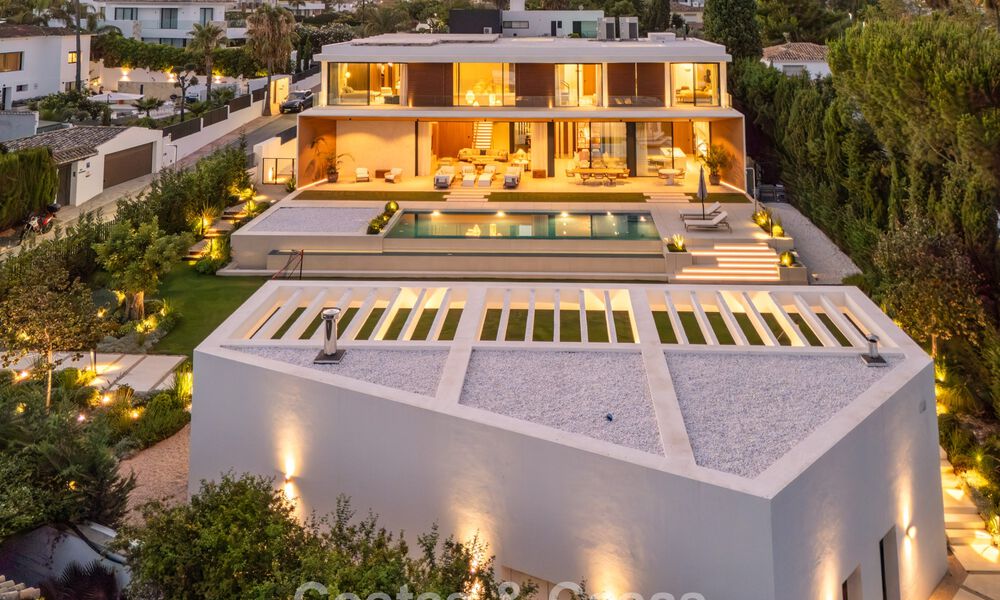 Villa de luxe sophistiquée à vendre à proximité des commodités de Guadalmina et San Pedro, Marbella 786544
