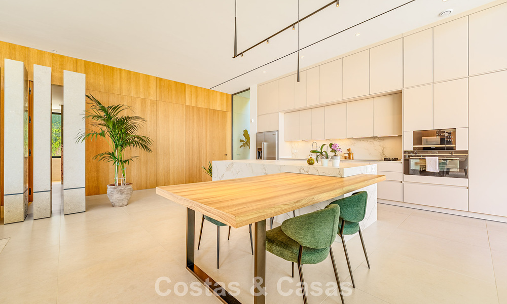 Villa de luxe sophistiquée à vendre à proximité des commodités de Guadalmina et San Pedro, Marbella 786567