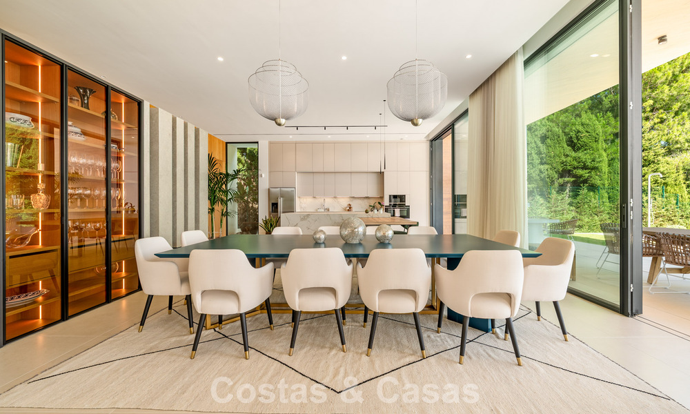 Villa de luxe sophistiquée à vendre à proximité des commodités de Guadalmina et San Pedro, Marbella 786574