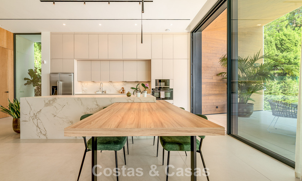 Villa de luxe sophistiquée à vendre à proximité des commodités de Guadalmina et San Pedro, Marbella 786575