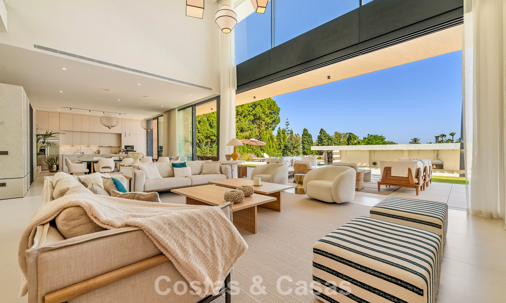 Villa de luxe sophistiquée à vendre à proximité des commodités de Guadalmina et San Pedro, Marbella 786578