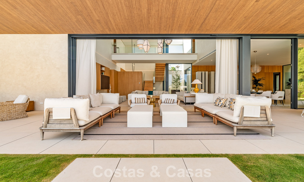 Villa de luxe sophistiquée à vendre à proximité des commodités de Guadalmina et San Pedro, Marbella 786581