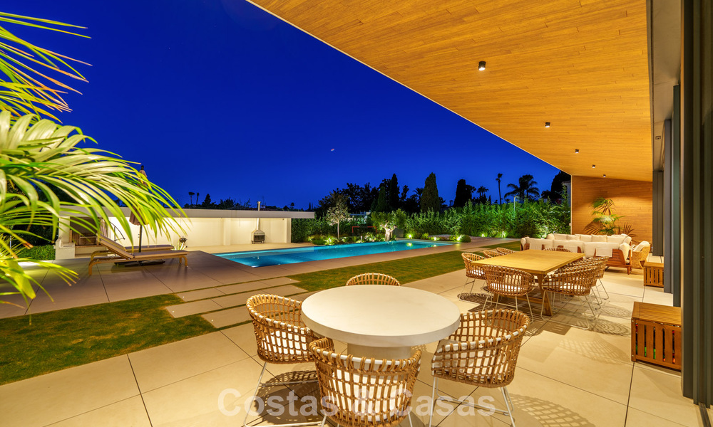 Villa de luxe sophistiquée à vendre à proximité des commodités de Guadalmina et San Pedro, Marbella 786599
