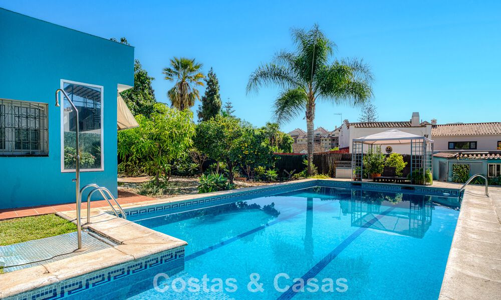 Maison unique et spacieuse de plain-pied offrant de nombreuses possibilités, située en plein cœur de Marbella 786523