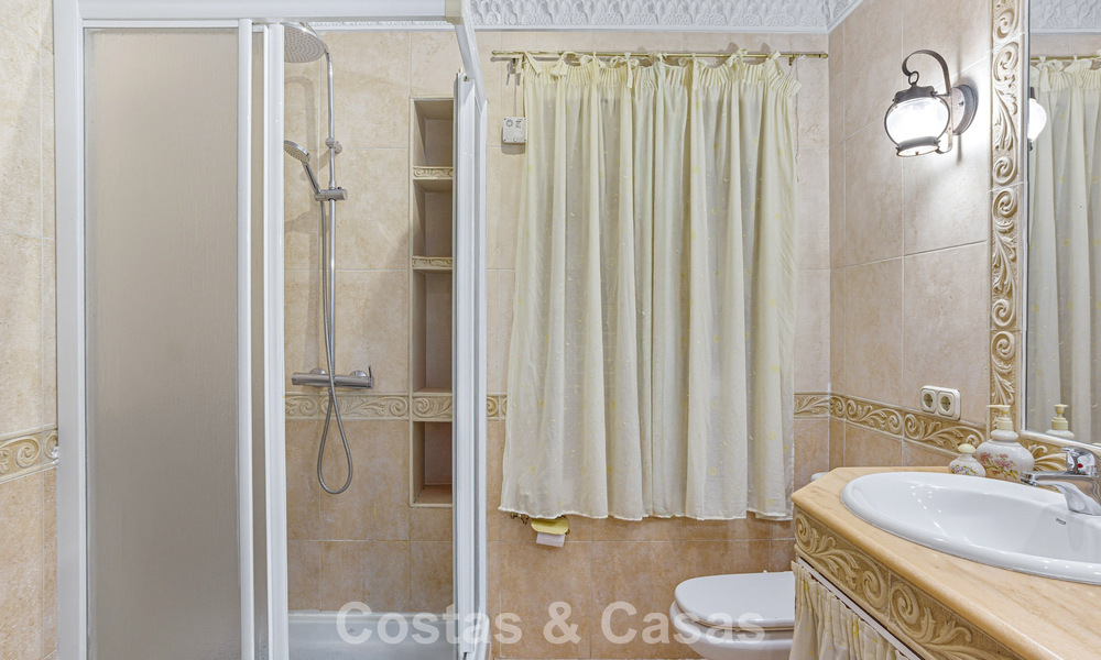 Maison unique et spacieuse de plain-pied offrant de nombreuses possibilités, située en plein cœur de Marbella 786538