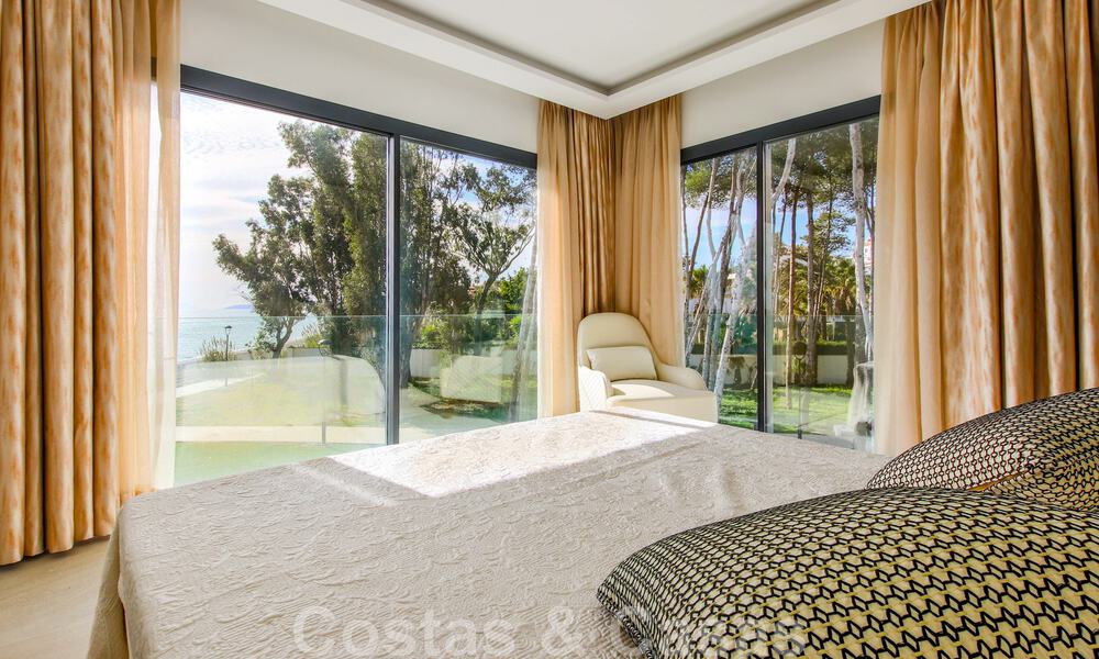 Maison moderniste, prête à emménager, avec vue sur la mer, à vendre, à quelques minutes à pied du centre-ville d'Estepona 786317