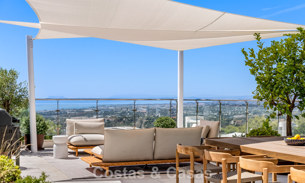 Maison de luxe moderniste, prête à emménager, avec piscine privée, à vendre à Sierra Blanca, sur le Golden Mile de Marbella 786657