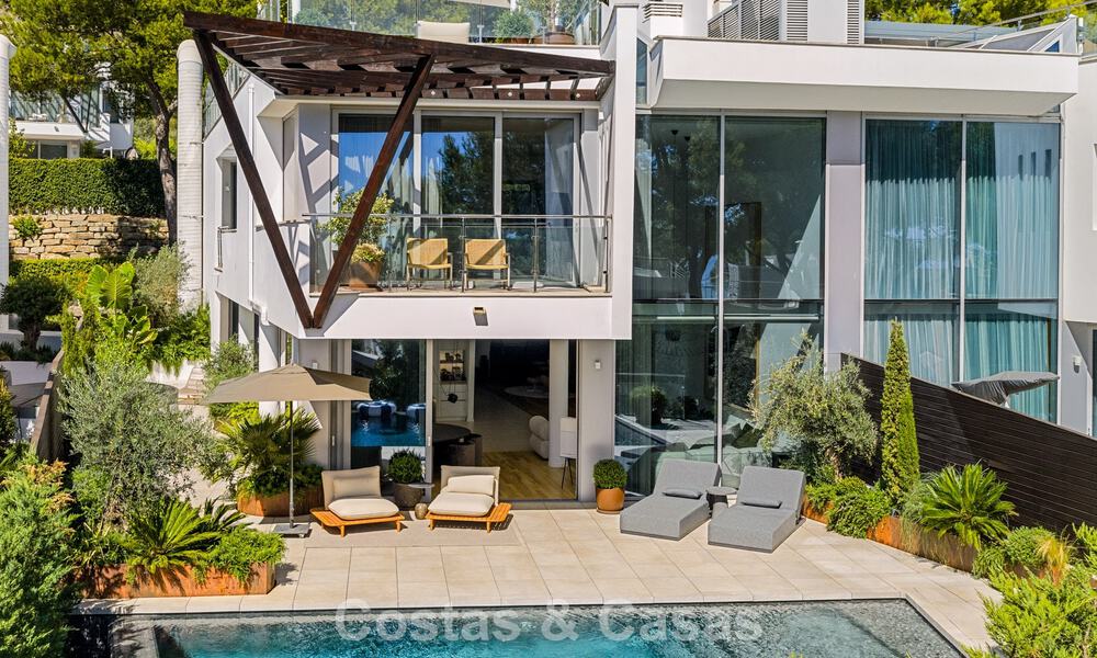 Maison de luxe moderniste, prête à emménager, avec piscine privée, à vendre à Sierra Blanca, sur le Golden Mile de Marbella 786664