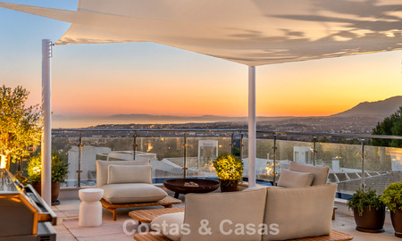 Maison de luxe moderniste, prête à emménager, avec piscine privée, à vendre à Sierra Blanca, sur le Golden Mile de Marbella 786667
