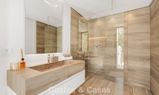 Villa de luxe moderniste de plain-pied à vendre à quelques pas de la plage, à l'est du centre de Marbella 786787 