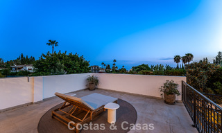 Villa luxueusement rénovée avec vue mer à vendre sur le Golden Mile de Marbella 786882 