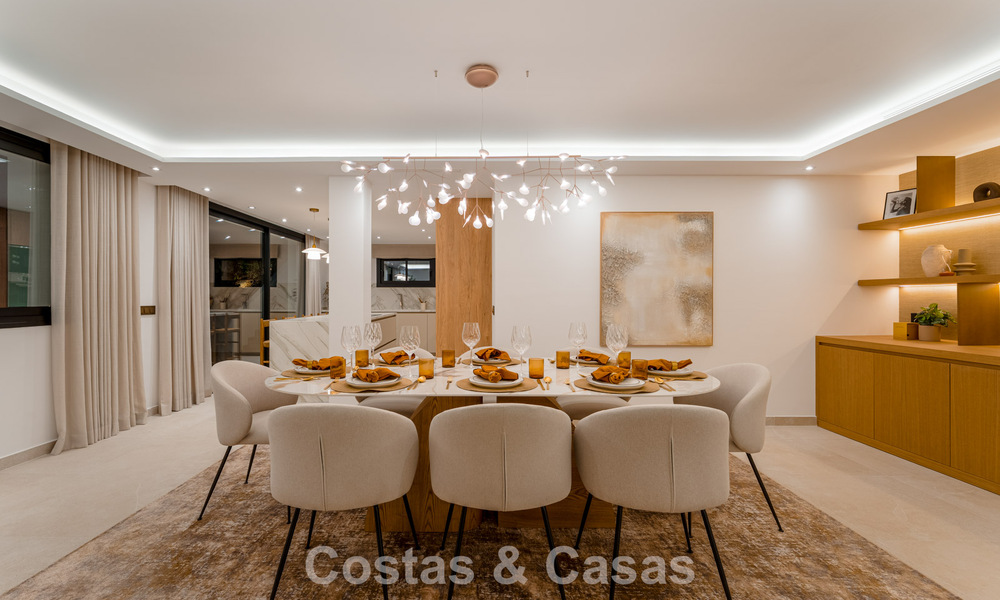 Villa luxueusement rénovée avec vue mer à vendre sur le Golden Mile de Marbella 786891