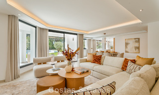 Villa luxueusement rénovée avec vue mer à vendre sur le Golden Mile de Marbella 786896 