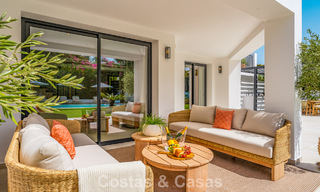 Villa luxueusement rénovée avec vue mer à vendre sur le Golden Mile de Marbella 786897 