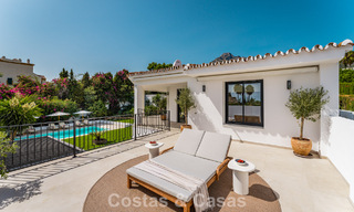 Villa luxueusement rénovée avec vue mer à vendre sur le Golden Mile de Marbella 786917 