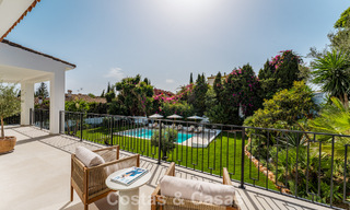 Villa luxueusement rénovée avec vue mer à vendre sur le Golden Mile de Marbella 786923 