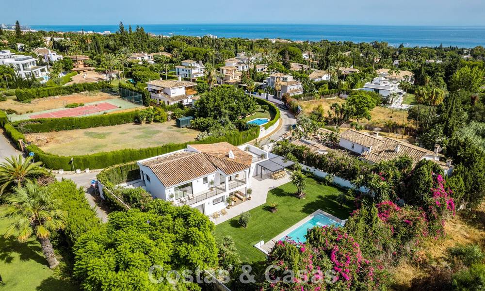 Villa luxueusement rénovée avec vue mer à vendre sur le Golden Mile de Marbella 786934