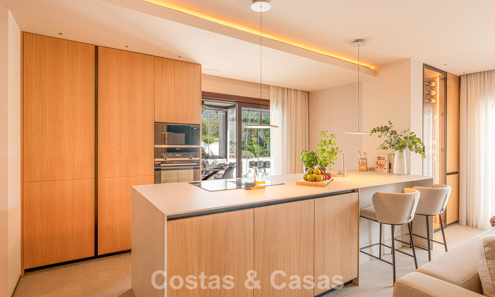 Penthouse contemporain en duplex à vendre dans une résidence sécurisée sur le prestigieux Golden Mile de Marbella 786990