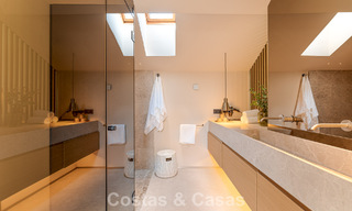 Penthouse contemporain en duplex à vendre dans une résidence sécurisée sur le prestigieux Golden Mile de Marbella 786992 
