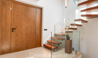 Villa de luxe méditerranéenne moderne à vendre, proche des commodités à Guadalmina et San Pedro, Marbella 786860 