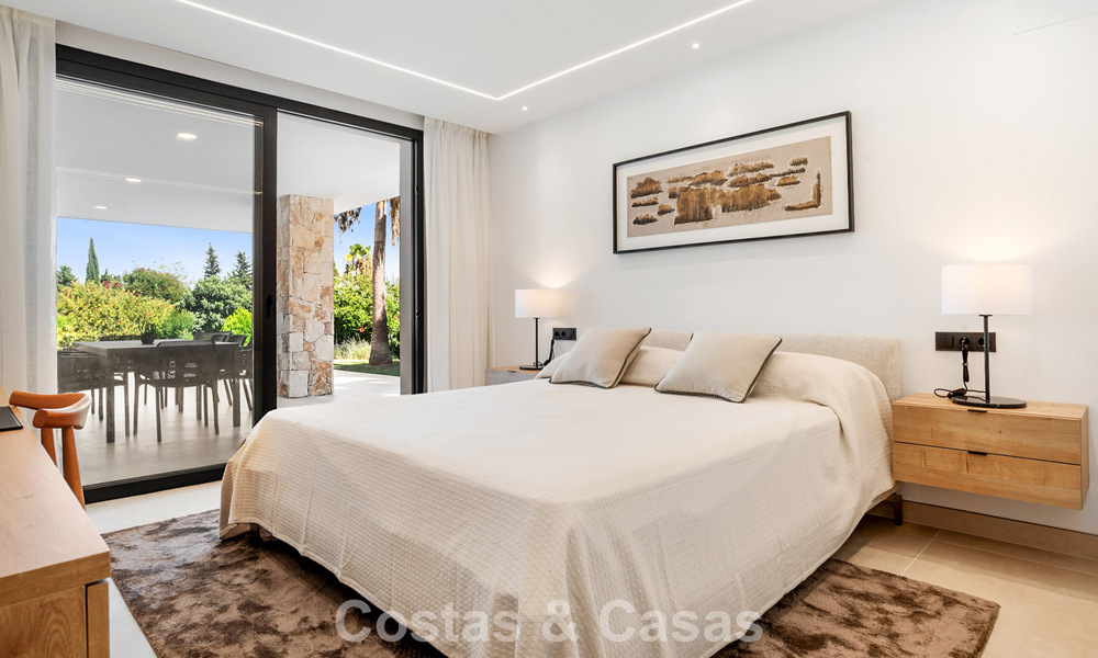 Villa de luxe méditerranéenne moderne à vendre, proche des commodités à Guadalmina et San Pedro, Marbella 786861