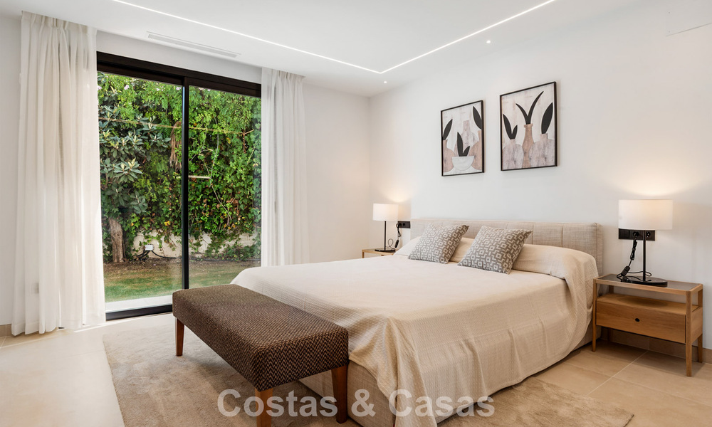 Villa de luxe méditerranéenne moderne à vendre, proche des commodités à Guadalmina et San Pedro, Marbella 786864