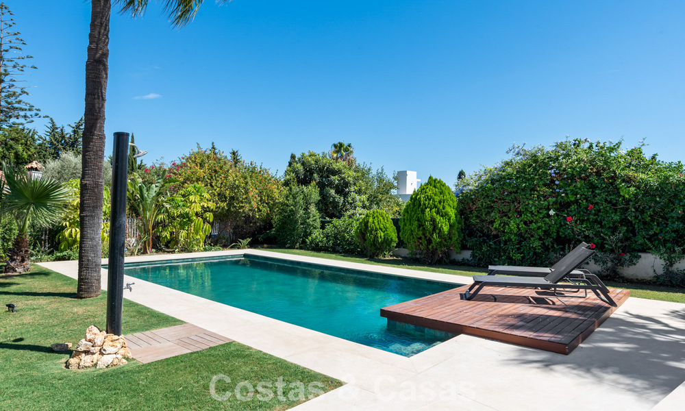 Villa de luxe méditerranéenne moderne à vendre, proche des commodités à Guadalmina et San Pedro, Marbella 786880