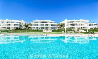 Appartement de prestige avec vue sur la mer, à vendre, en bord de mer sur le New Golden Mile, entre Marbella et Estepona 786945 