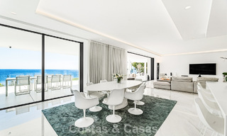 Appartement de prestige avec vue sur la mer, à vendre, en bord de mer sur le New Golden Mile, entre Marbella et Estepona 786950 