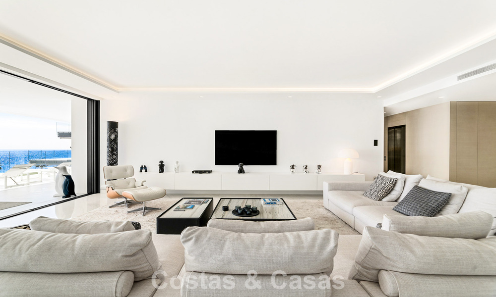 Appartement de prestige avec vue sur la mer, à vendre, en bord de mer sur le New Golden Mile, entre Marbella et Estepona 786957