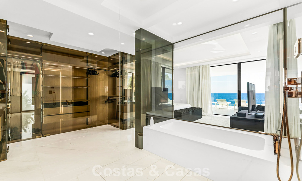 Appartement de prestige avec vue sur la mer, à vendre, en bord de mer sur le New Golden Mile, entre Marbella et Estepona 786959