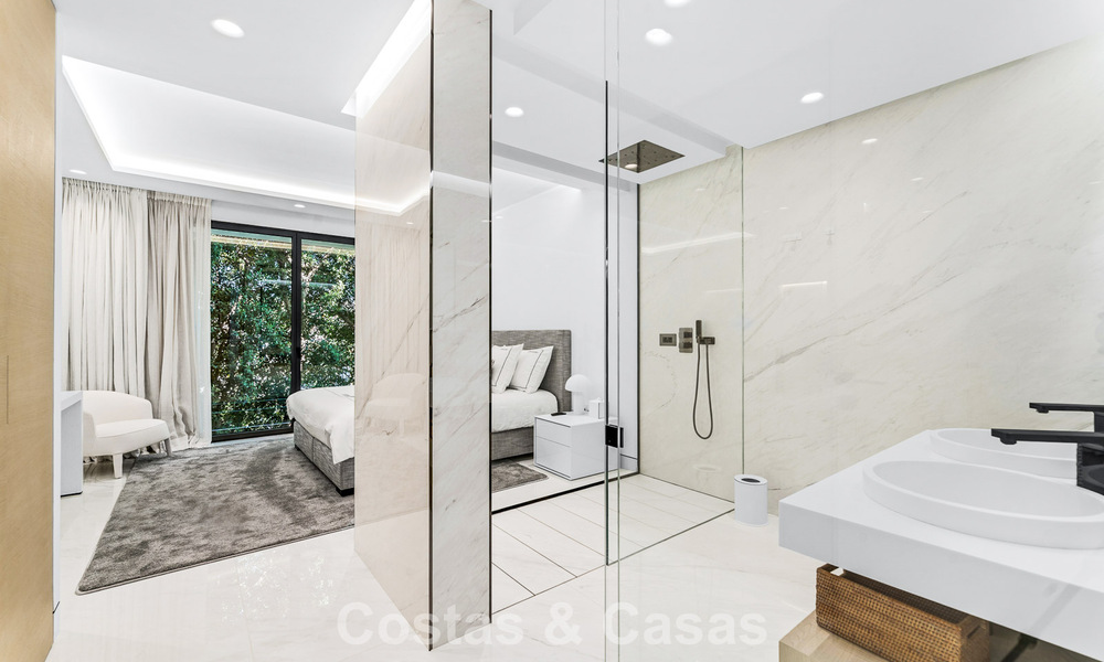 Appartement de prestige avec vue sur la mer, à vendre, en bord de mer sur le New Golden Mile, entre Marbella et Estepona 786962
