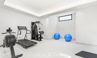 Appartement de prestige avec vue sur la mer, à vendre, en bord de mer sur le New Golden Mile, entre Marbella et Estepona 786964 