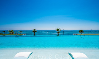 Appartement de prestige avec vue sur la mer, à vendre, en bord de mer sur le New Golden Mile, entre Marbella et Estepona 786994 