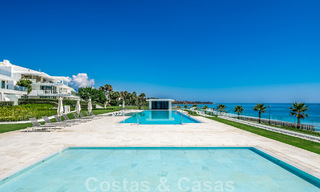 Appartement de prestige avec vue sur la mer, à vendre, en bord de mer sur le New Golden Mile, entre Marbella et Estepona 786995 