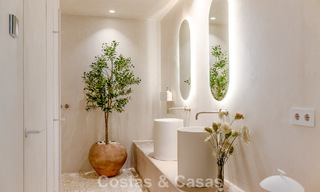 Penthouse contemporain rénové avec piscine privée et vue panoramique sur la mer à vendre sur le Golden Mile de Marbella 787004 